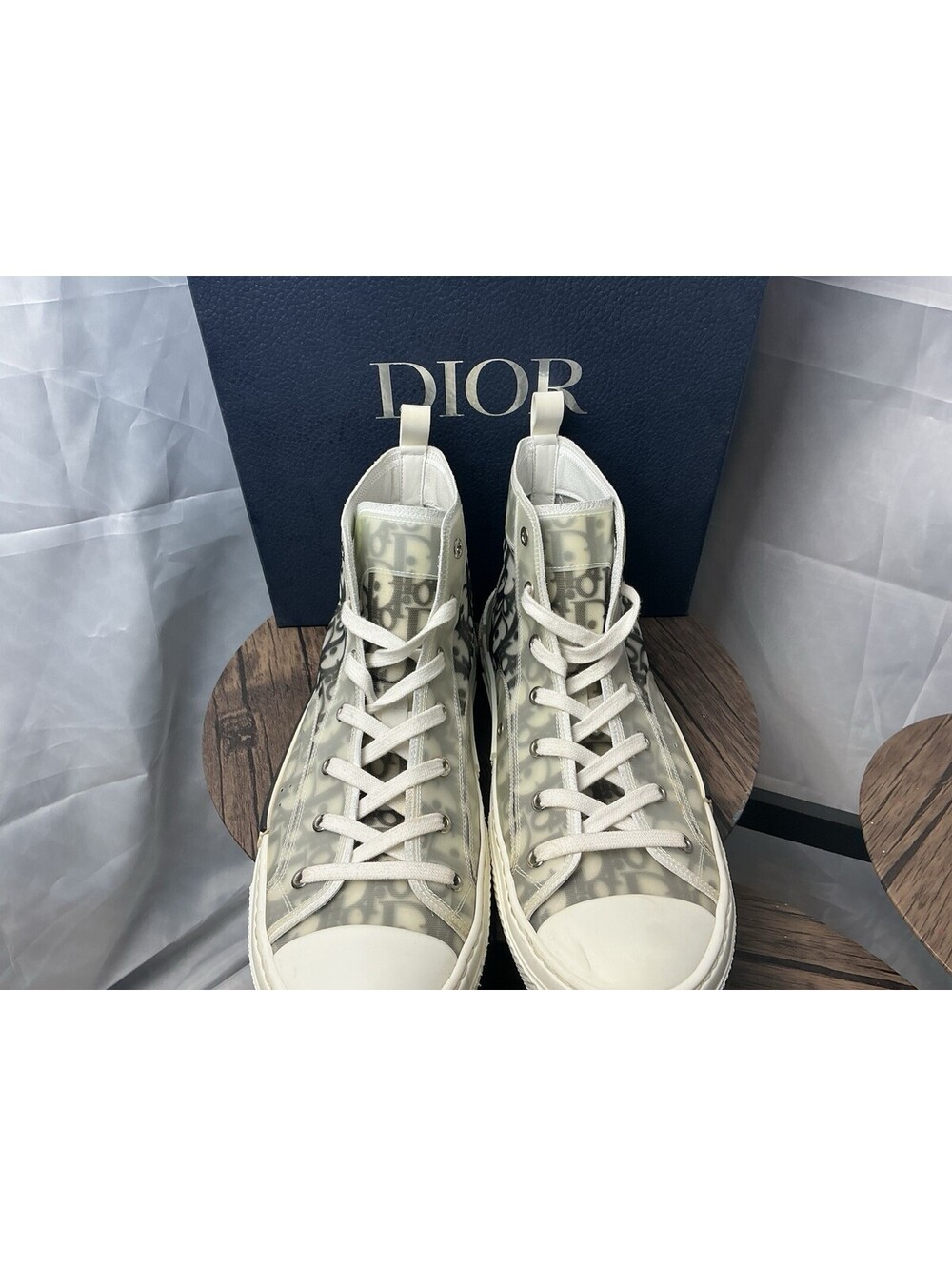 Dior B23 High-Top Sneaker in White and Gray - Picture 6 of 15